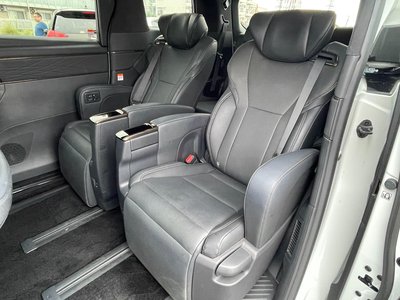 صورة 21 لـ 2024 Toyota ALPHARD