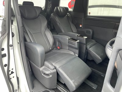 صورة 20 لـ 2024 Toyota ALPHARD