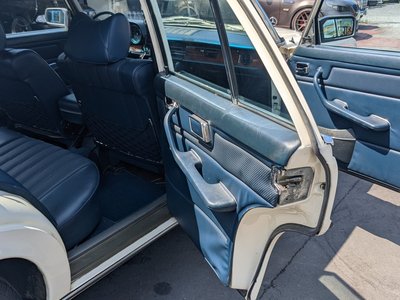 1975 Mercedes-BENZ MEDIUM-CLASS photo 19