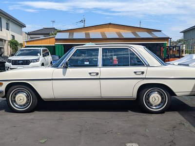 1975 Mercedes-BENZ MEDIUM-CLASS photo 3
