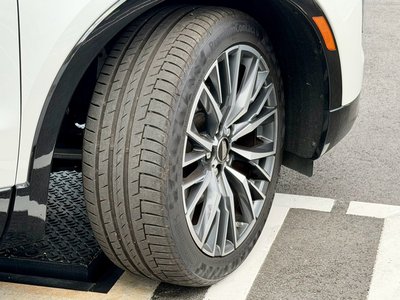 صورة مصغرة 17 لـ 2025 Cadillac XT4