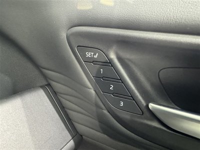 صورة 28 لـ 2024 Toyota ALPHARD