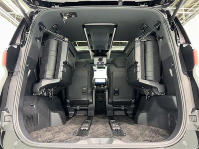 صورة 34 لـ 2024 Toyota ALPHARD