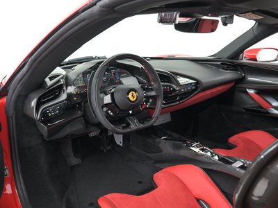 صورة 4 لـ 2023 Ferrari SF90 SPIDER