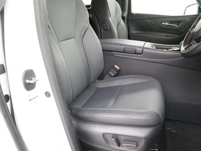2025 Toyota ALPHARD 照片 5