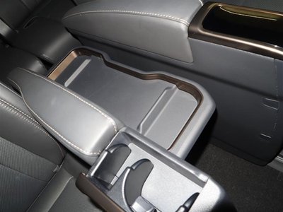 2025 Toyota ALPHARD 照片 10