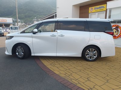 2026 Toyota ALPHARD 照片 8