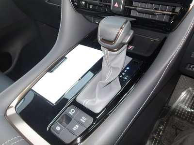 2026 Toyota ALPHARD 照片 24
