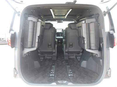 2026 Toyota ALPHARD 照片 14