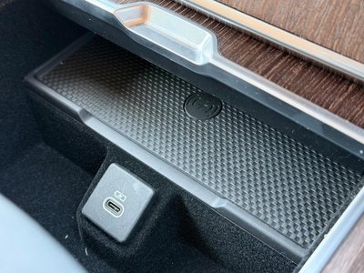 2025 LAND Rover RANGE ROVER thumbnail 86