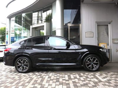 2022 BMW X4 photo 7