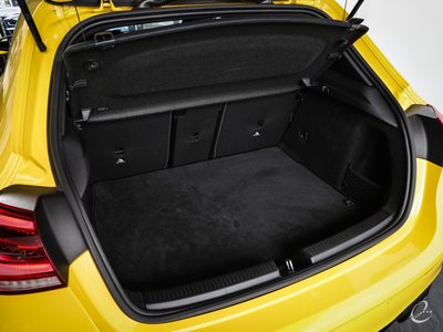 صورة 55 لـ 2019 Mercedes-BENZ A-CLASS AMG