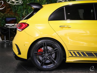 صورة 51 لـ 2019 Mercedes-BENZ A-CLASS AMG