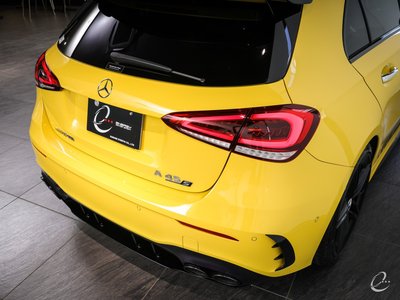 صورة 43 لـ 2019 Mercedes-BENZ A-CLASS AMG