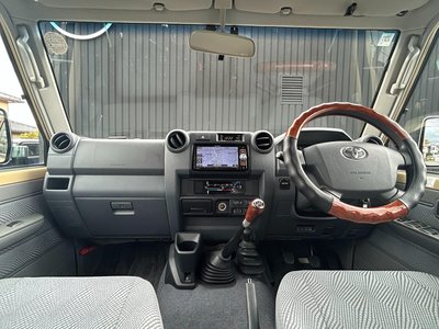 2015 Toyota LAND CRUISER 70 photo 12