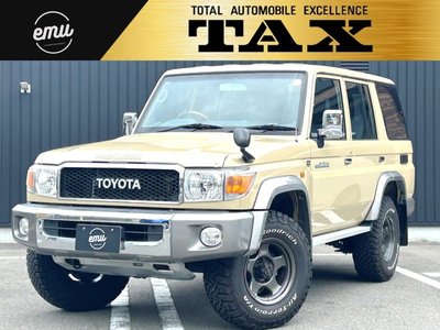 2015 Toyota LAND CRUISER 70 photo 1