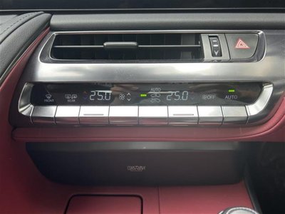 2024 Lexus LC CONVERTIBLE thumbnail 25