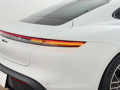 2021 Porsche TAYCAN thumbnail 58