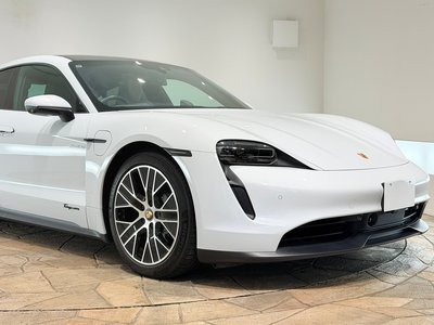 2021 Porsche TAYCAN thumbnail 69