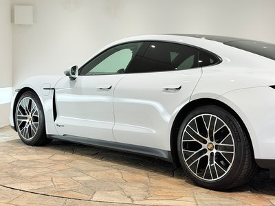 2021 Porsche TAYCAN thumbnail 74