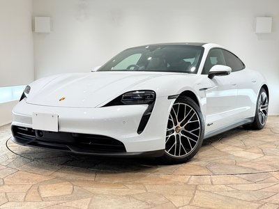 2021 Porsche TAYCAN photo 4