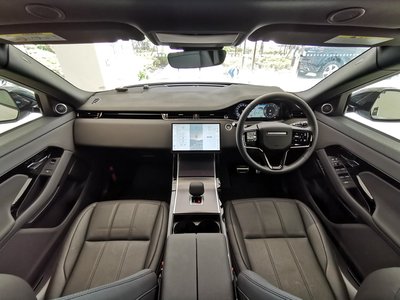 صورة 4 لـ 2026 LAND Rover RANGE ROVER EVOQUE