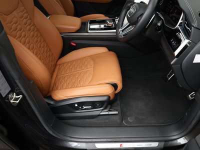 صورة 47 لـ 2021 AUDI RS Q8
