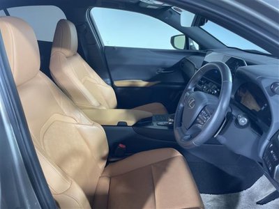 2024 Lexus UX — миниатюра 40