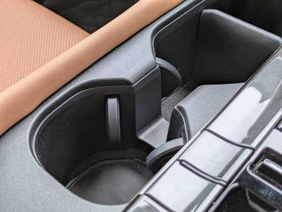 2025 Toyota CROWN SPORT thumbnail 23