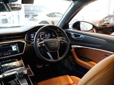 صورة مصغرة 28 لـ 2023 AUDI RS6 AVANT