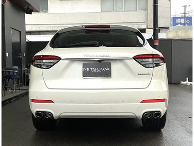 2022 Maserati LEVANTE — фото 15