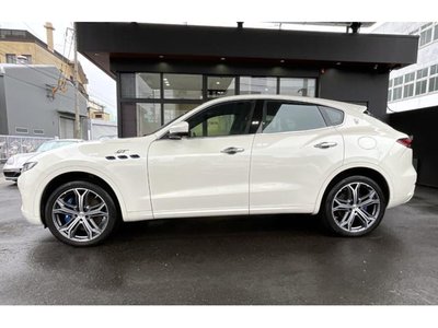 2022 Maserati LEVANTE — фото 13