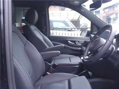 2023 Mercedes-BENZ V-CLASS — миниатюра 4