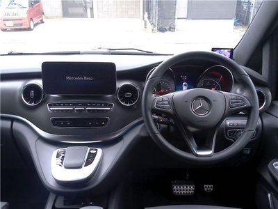 2023 Mercedes-BENZ V-CLASS — миниатюра 13