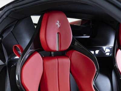 2022 Ferrari SF90 STRADALE — фото 16