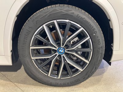 2025 BMW IX1 — миниатюра 23