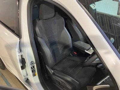 2025 BMW IX1 — миниатюра 26