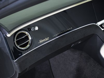صورة 33 لـ 2024 Bentley CONTINENTAL