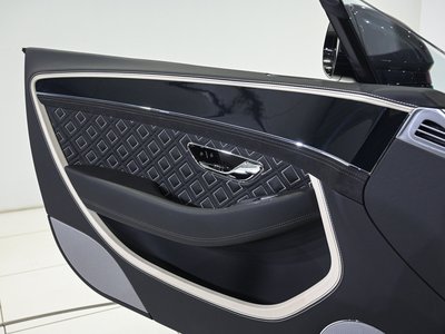 صورة 13 لـ 2024 Bentley CONTINENTAL