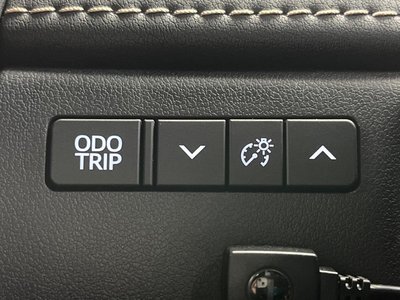 صورة 30 لـ 2024 Toyota ALPHARD