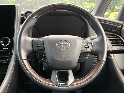 صورة 12 لـ 2024 Toyota ALPHARD