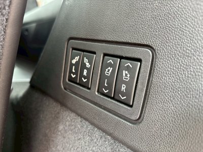 2023 Cadillac XT6 — миниатюра 56