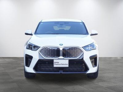 2026 BMW IX2 photo 2