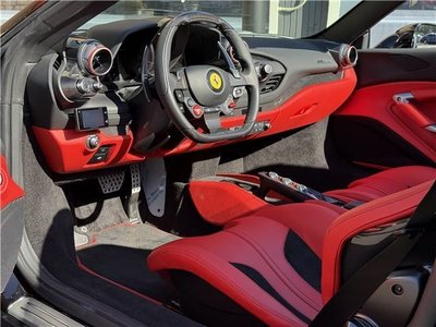 2022 Ferrari F8 SPIDER thumbnail 2