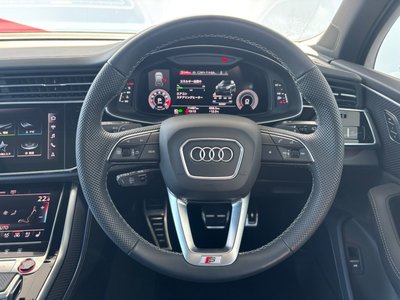 صورة 23 لـ 2025 AUDI SQ7