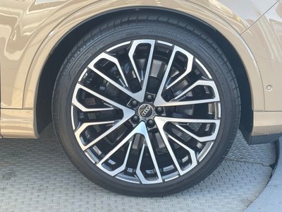 2025 AUDI SQ7 照片 12