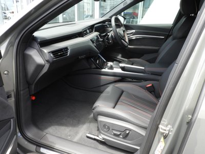 2025 AUDI Q8 E-TRON 缩略图 14