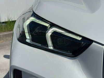 2025 BMW X1 photo 8