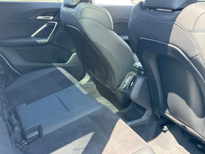 2025 BMW X1 thumbnail 43