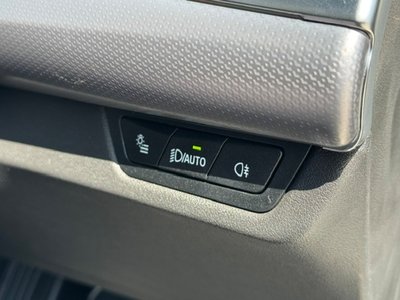 2025 BMW X1 thumbnail 21